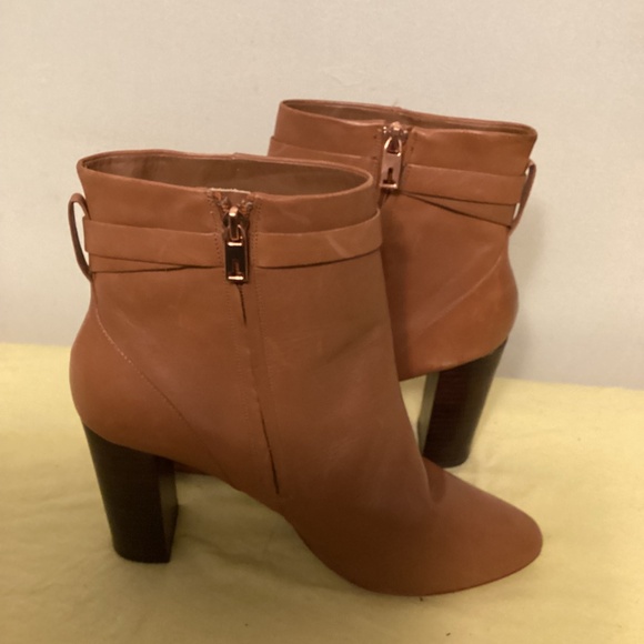 TED BAKER ANKLE BOOT SZ 41(EURO) - Picture 5 of 10